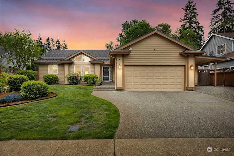 11321 SE 271st St Kent, WA 98030
