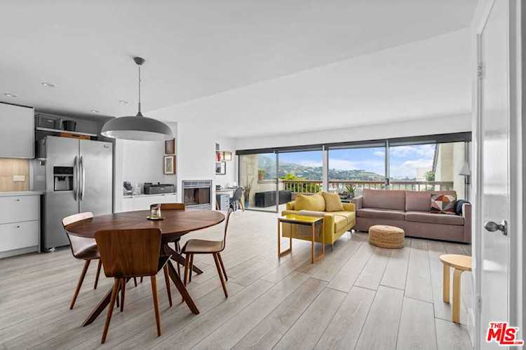 23910 De Ville Way #B Malibu, CA 90265 | MLS 23263571 Photo 1