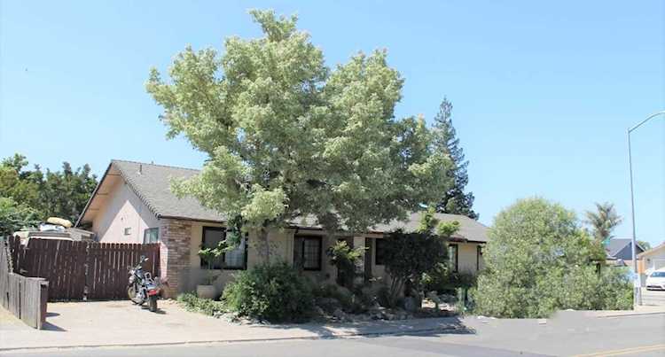 580 E Augusta Street Woodbridge, CA 95258
