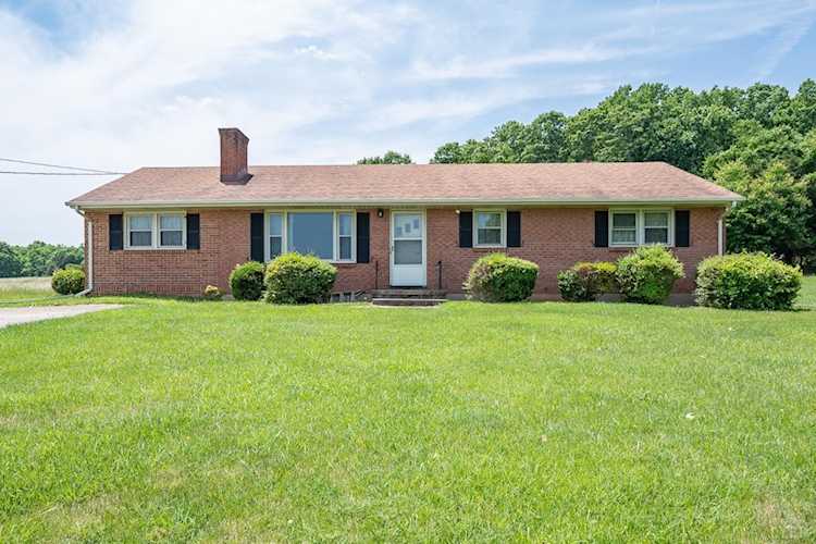 2204 Depot Rd Rustburg, VA 24588