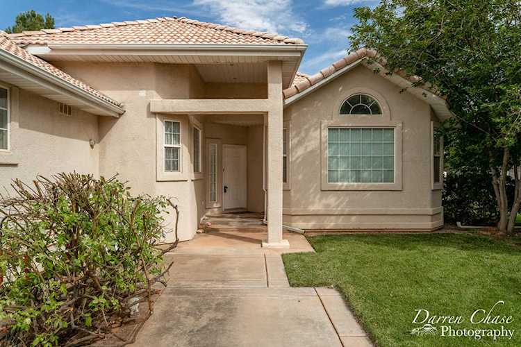 680 W Caserio CIR Washington, UT 84780