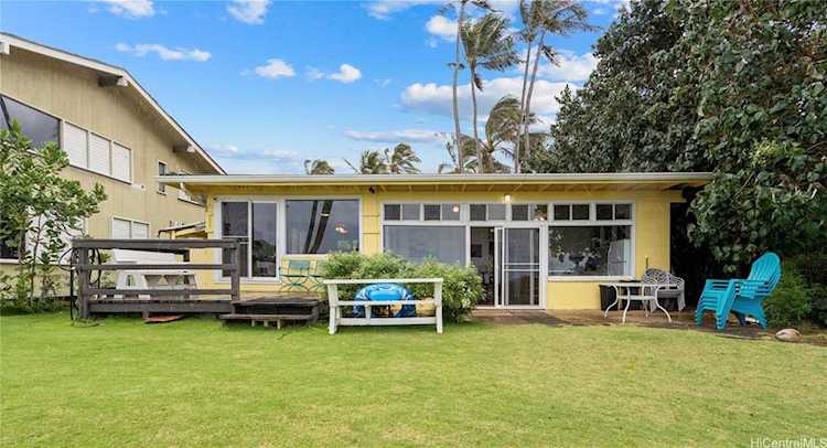59-75 HOALUA Street Haleiwa, HI 96712