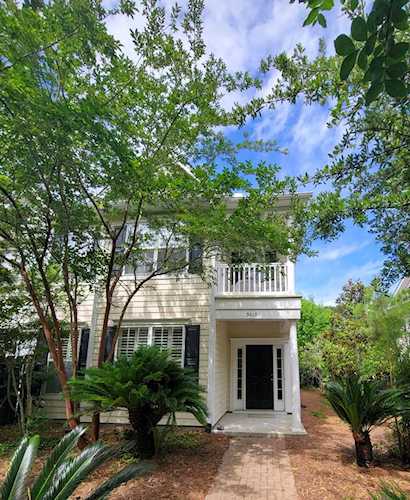 3013 Park Blvd Mount Pleasant, SC 29466
