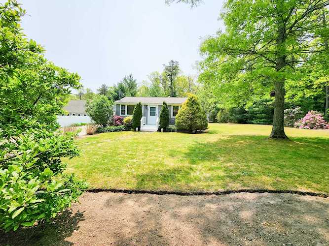 35 Cammett Way Marstons Mills, MA 02648 | MLS 22302100 Photo 1