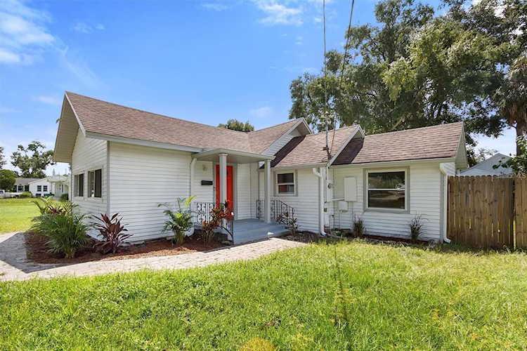 208 W Broad St Tampa, FL 33604