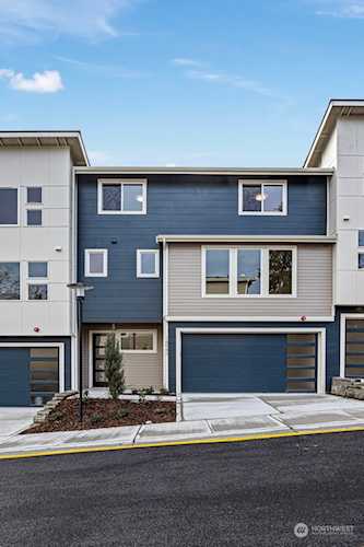 14943 7th Parkway S #7 Burien, WA 98148