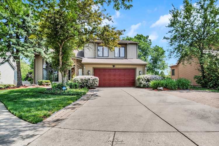 1279 Golf View Dr Woodridge, IL 60517