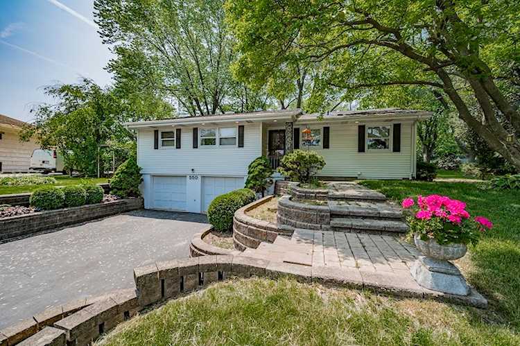550 Bluebell Ct Lisle, IL 60532