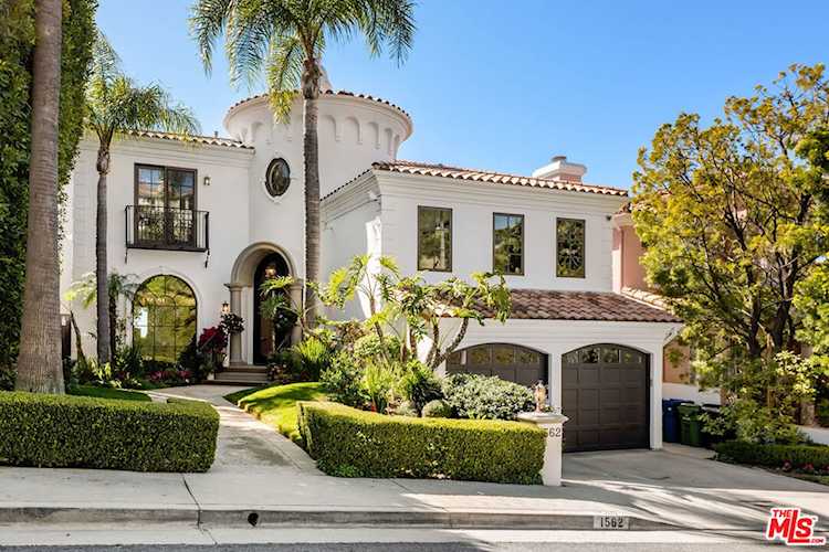 1562 Chastain Pacific Palisades, CA 90272