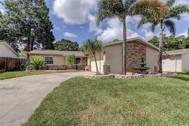 9256 80th Ave Seminole, FL 33777