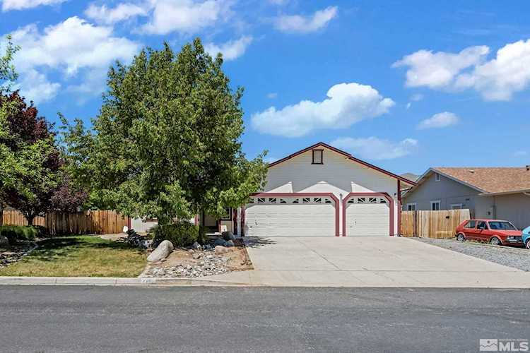 2395 Mammatus Dr Sparks, NV 89441