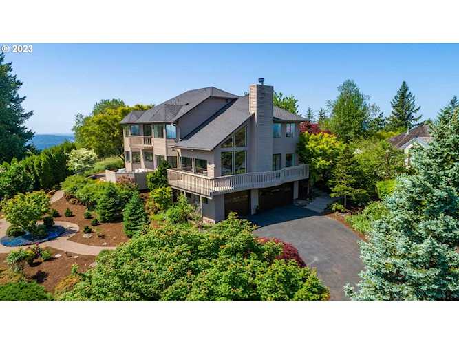 20 Nansen Summit Lake Oswego, OR 97035