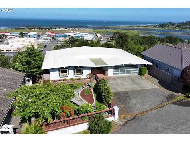 29810 Turner ST Gold Beach, OR 97444