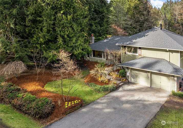 23714 NE 70th St Redmond, WA 98053