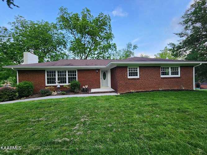 1424 Adair Dr Knoxville, TN 37918