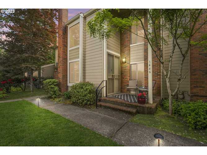 1466 Bonniebrae DR Lake Oswego, OR 97034