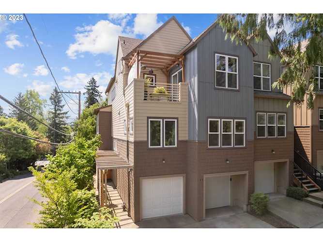 7909 SW 31st AVE #1 Portland, OR 97219