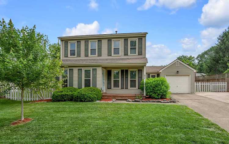 93 Shady Ln Lexington, KY 40503