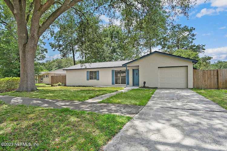 866 Chapman DR Jacksonville, FL 32221