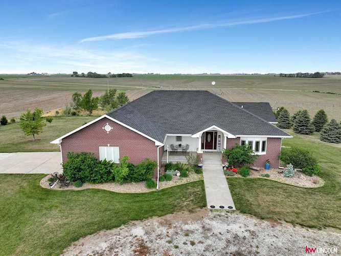 406 Road G County Road Henderson, NE 68371