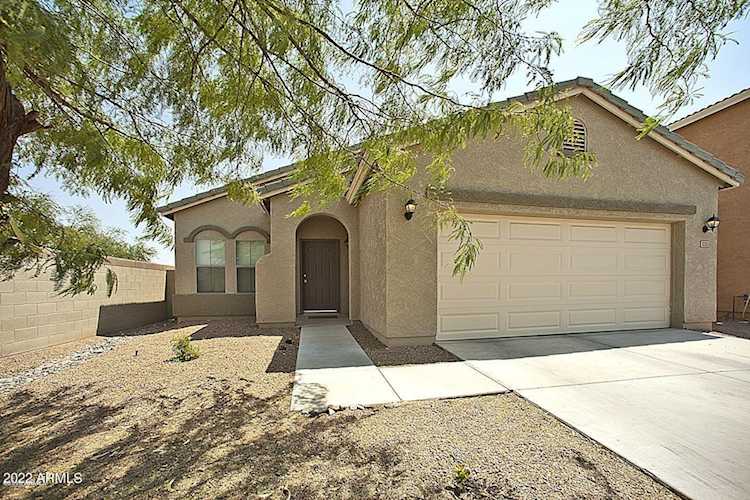 1223 W Agrarian Hills Drive San Tan Valley, AZ 85143