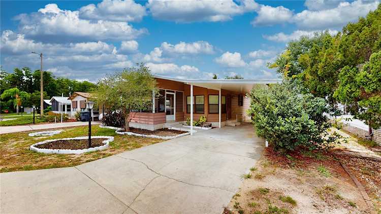 4253 Camelia St Lake Wales, FL 33898
