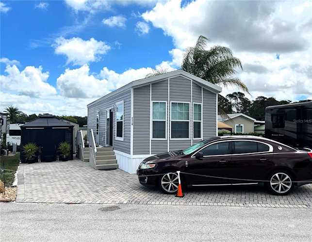 2420 Palm St Clermont, FL 34714