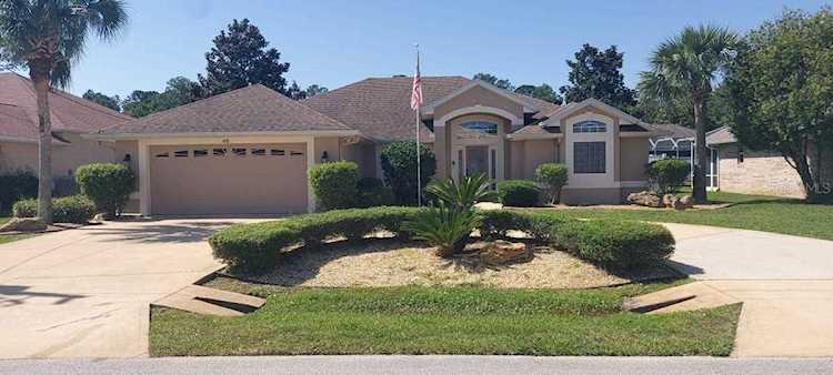 46 Woodward Ln Palm Coast, FL 32164