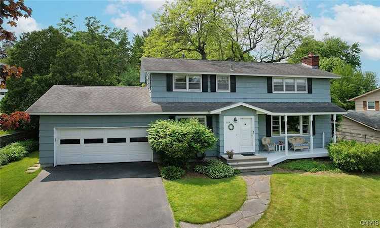 109 Westminster Rd Dewitt, NY 13214