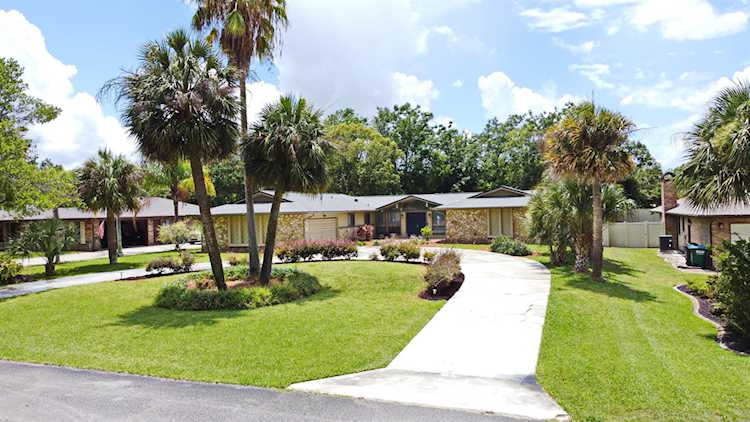 524 Cleo Ln Deltona, FL 32738