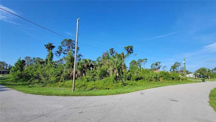 Grandview Dr North Port, FL 34288