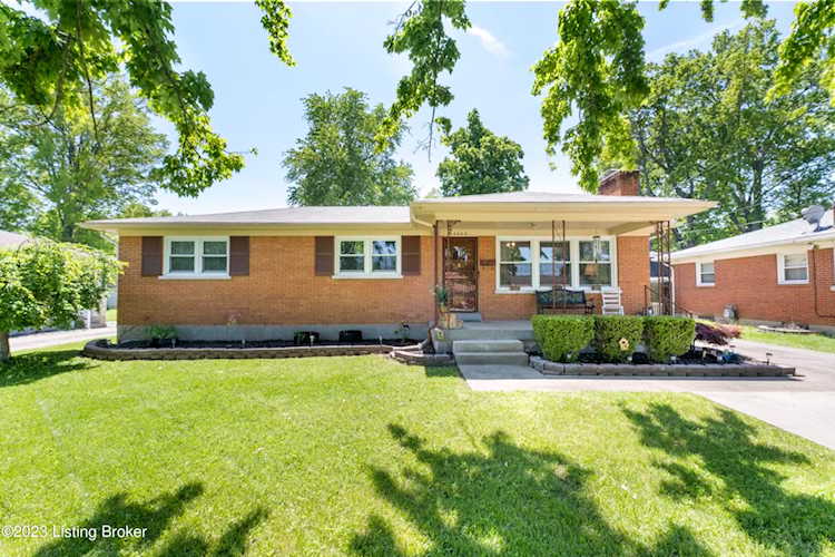 6606 South Dr Louisville, KY 40272
