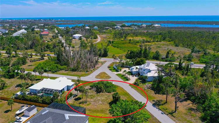 21 Cobia Dr Placida, FL 33946