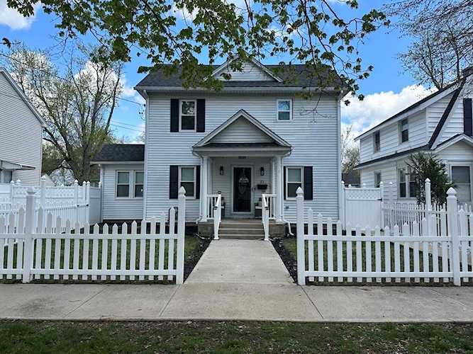 83 Warrenton St Springfield, MA 01109