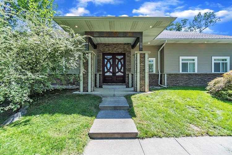 737 Oakpointe Dr Leoni Twp, MI 49254