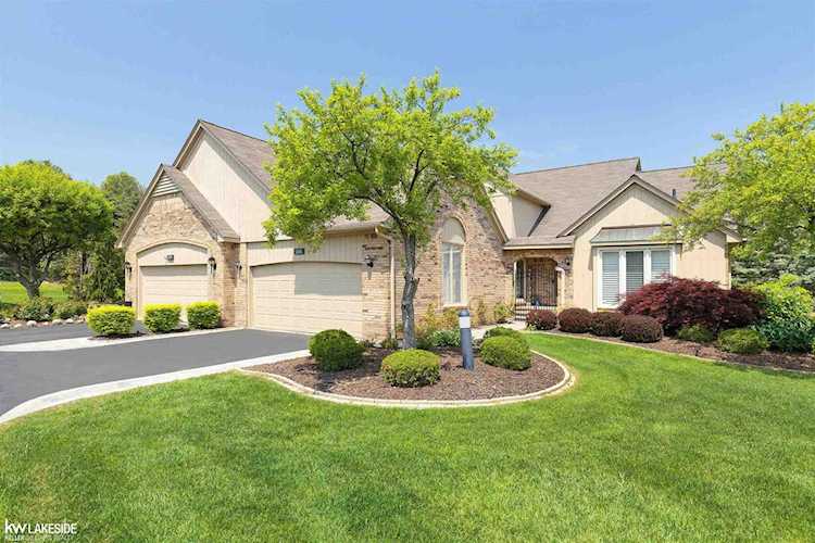 2161 Willow Circle Shelby Twp, MI 48316