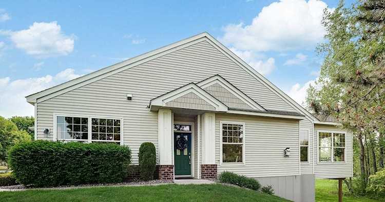 5780 Prairie Ridge Drive Shoreview, MN 55126
