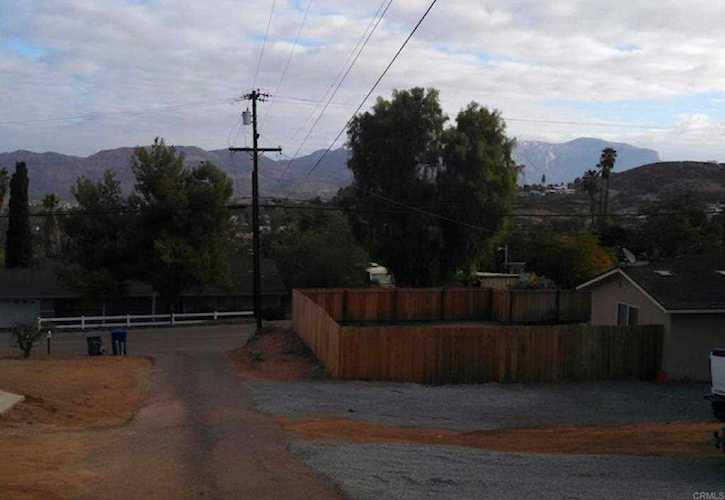 8670 Gardena Rd Lakeside, CA 92040 | MLS PTP2302456 Photo 1