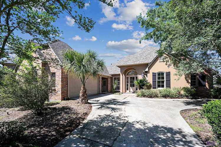 40137 Swan Cir Gonzales, LA 70737