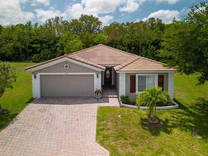 2120 SW Marblehead Way Port St Lucie, FL 34953
