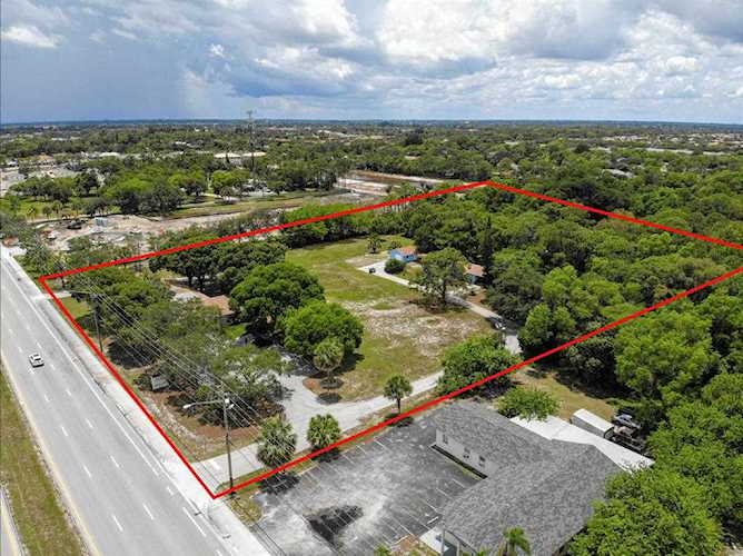 5217 S Military Trail Greenacres, FL 33463