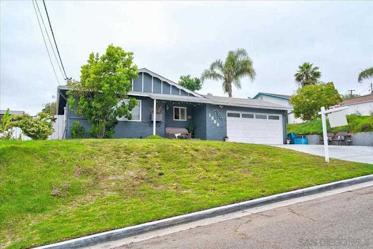 1808 Dartmoor Dr Lemon Grove, CA 91945