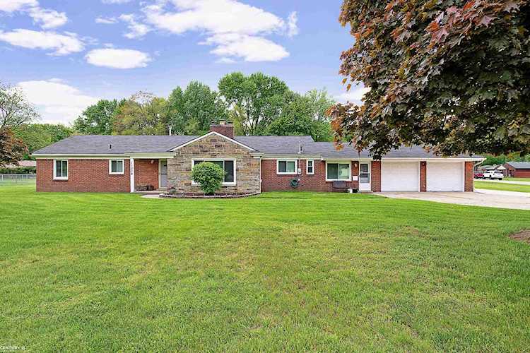 11038 Clinton River Rd Sterling Heights, MI 48314
