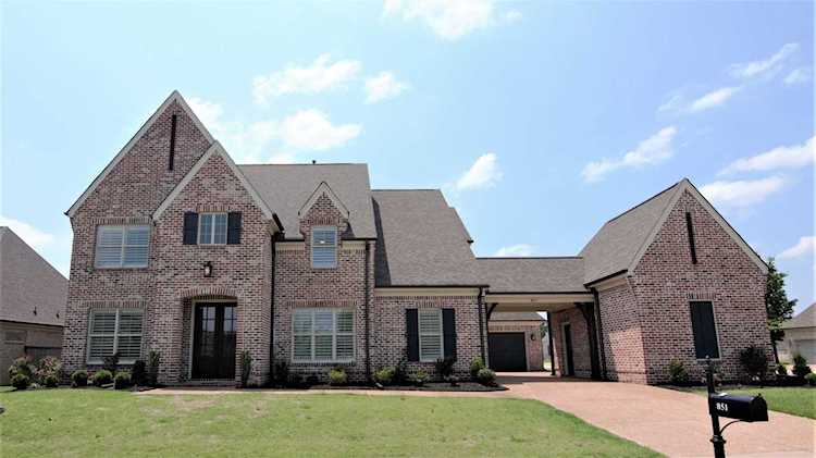 851 Cypress Pond Cv Collierville, TN 38017