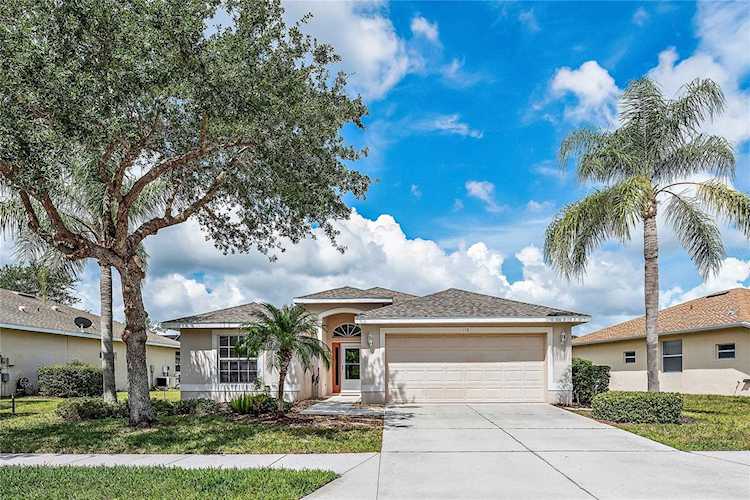 158 Bridgewater Ct Bradenton, FL 34212