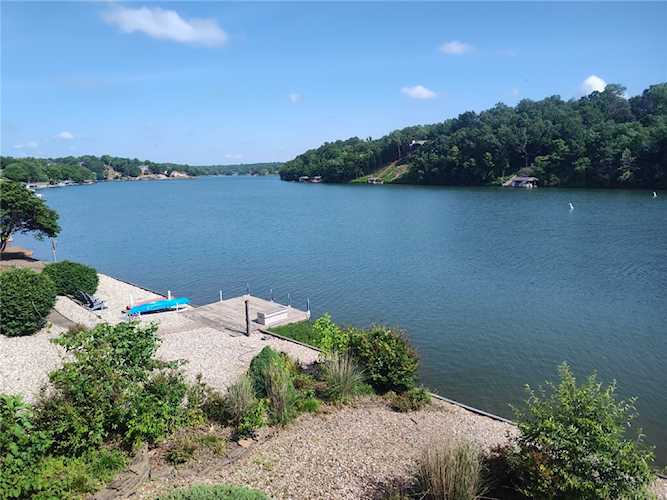 37 Evanton Dr Bella Vista, AR 72715
