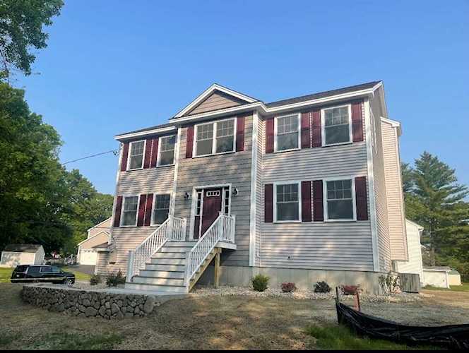 77 Riverview Blvd Methuen, MA 01844