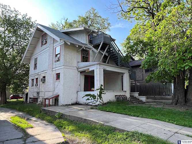 1224 S 21st St Lincoln, NE 68502