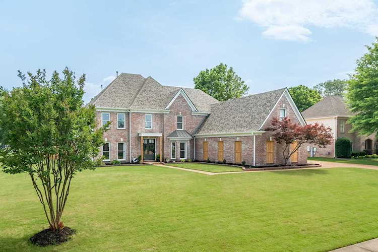 1153 Willow Bend Cv Collierville, TN 38017