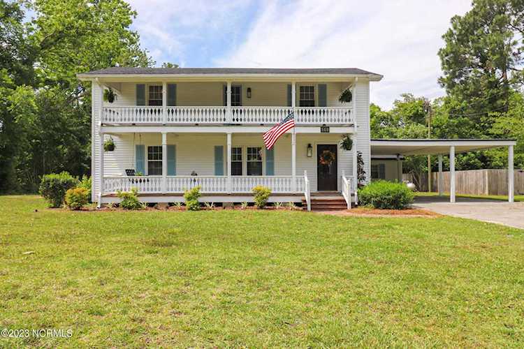 149 Huffmantown Road Richlands, NC 28574